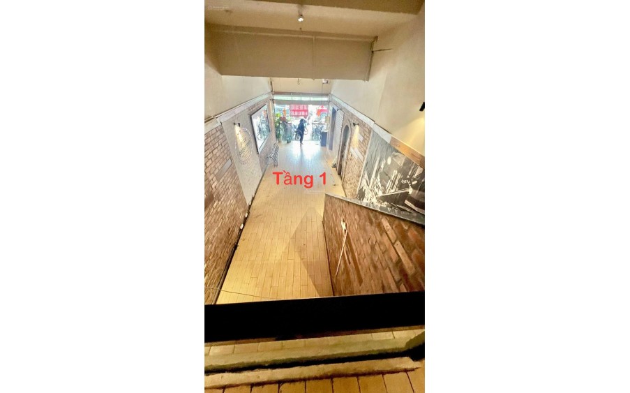 CHO THUÊ MBKD NHÀ HÀNG PHỐ GIẢNG VÕ, 100M2, 3.5 TẦNG, 65 TRIỆU - VỈA HÈ RỘNG 20M